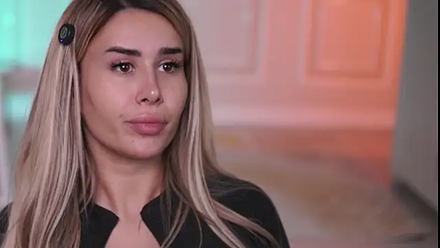 EvaZane online show from 11-25-25, 09:37