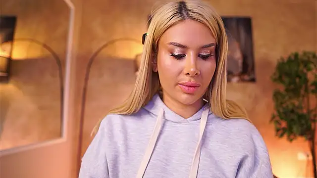 EvaZane online show from 02-27-26, 09:15