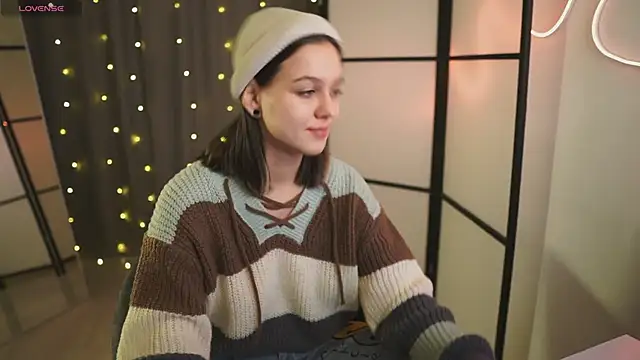 Addelin Moon online show from 01-29-25, 03:58