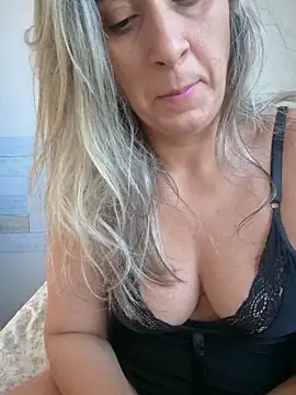 Snapshot of annamell chatting on 03-20-26, 10:09 annamell online show from 03-20-26, 10:09