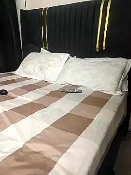 KikiLovesD online show from 02-16-26, 12:23