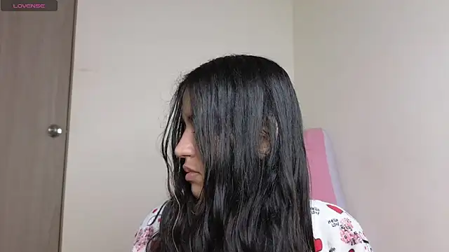 Snapshot of ViolettaSummer chatting on 09-23-25, 10:07 ViolettaSummer online show from 09-23-25, 10:07