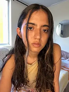 Snapshot of ViolettaSummer chatting on 11-03-25, 05:58 ViolettaSummer online show from 11-03-25, 05:58