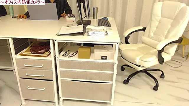 Snapshot of Toms-BBQ chatting on 06-01-26, 11:12 Toms-BBQ online show from 06-01-26, 11:12