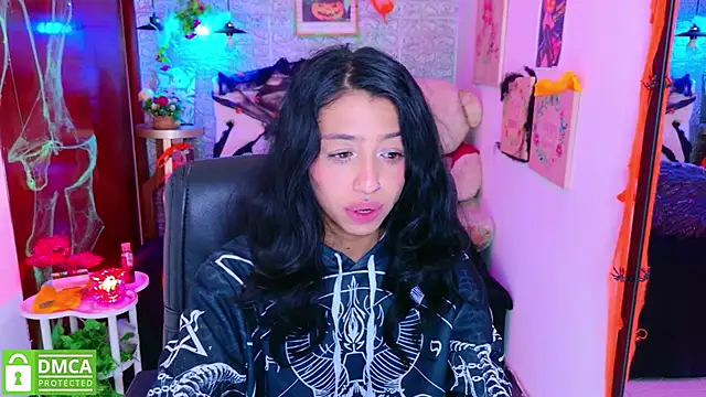 REDHOTTER  online show from 10-15-25, 07:47