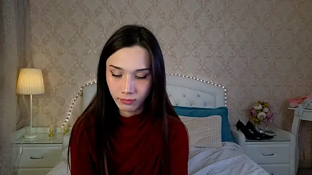 Kaia Sunshine Mia online show from 11-09-25, 03:21