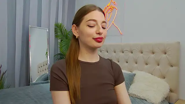 NicoleRosss online show from 05-16-26, 01:21