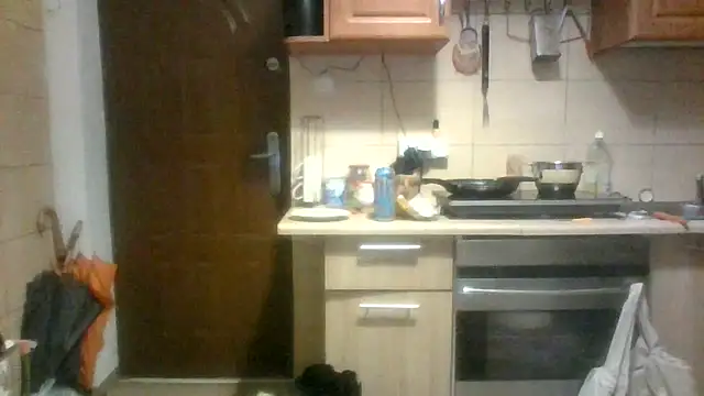 Snapshot of _xPani_x2 chatting on 12-12-24, 02:33 xPani x2 online show from 12-12-24, 02:33
