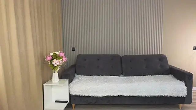 sofia  home online show from 10-29-25, 04:09