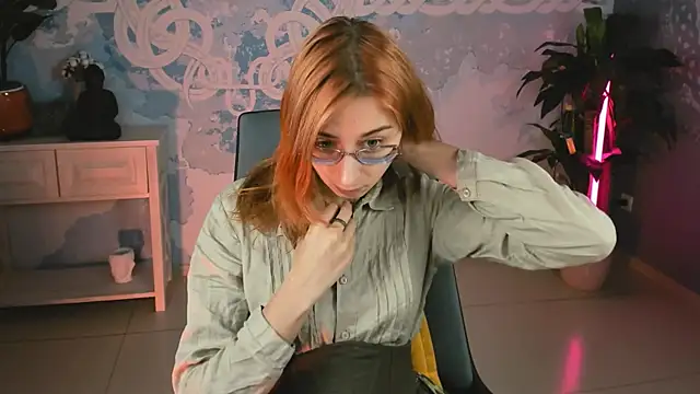 Orianna Fox online show from 03-20-25, 10:10
