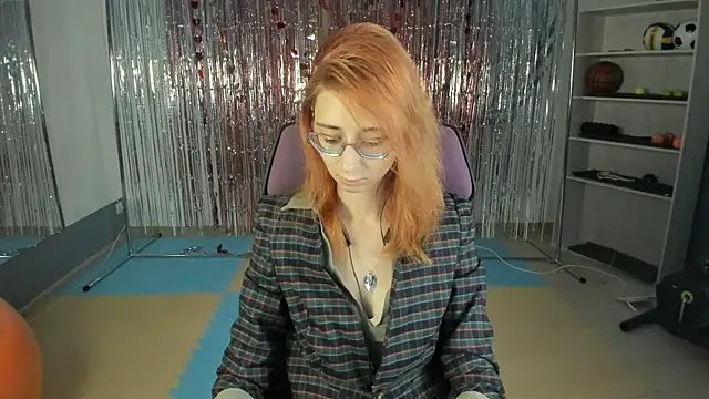 Orianna Fox online show from 03-23-25, 05:10
