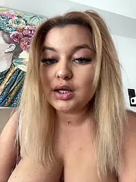 Snapshot of AllysonK chatting on 01-24-25, 11:26 AllysonK online show from 01-24-25, 11:26