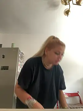 AllysonK online show from 07-09-26, 12:31
