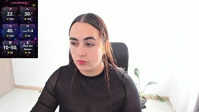 Snapshot of maryluna95 chatting on 05-19-26, 05:30 maryluna95 online show from 05-19-26, 05:30