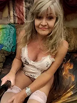 Snapshot of annika_lately chatting on 03-05-26, 02:51 annika lately online show from 03-05-26, 02:51