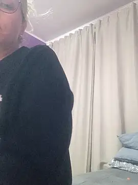 BritneyHudson online show from 09-26-25, 02:04