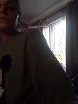 BritneyHudson online show from 10-19-25, 03:01