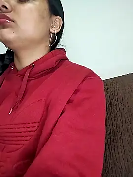 Snapshot of Alix_sweet22 chatting on 12-14-24, 06:09 Alix sweet22 online show from 12-14-24, 06:09