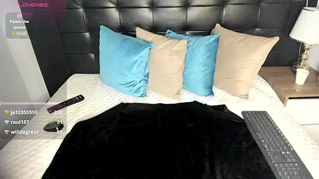 summer night  online show from 01-02-25, 05:39