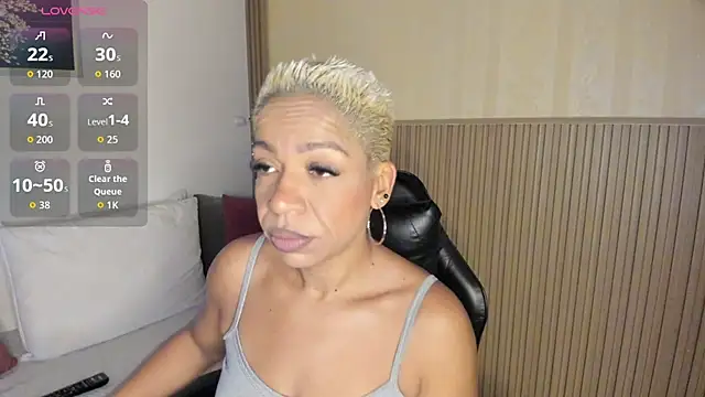 summer night  online show from 11-12-25, 11:32