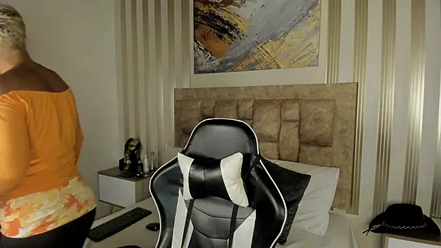 summer night  online show from 12-03-25, 12:03