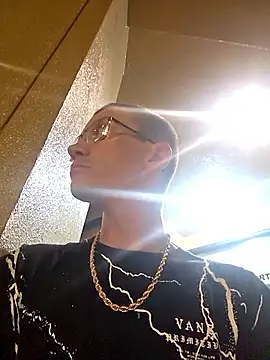 Hatchetwound6969 online show from 03-21-26, 07:46