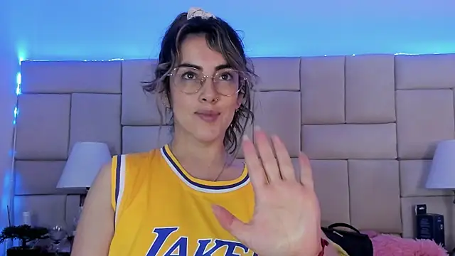 IsisLoveyes  online show from 03-18-25, 12:27