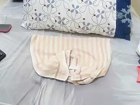 just lela online show from 10-15-25, 12:05