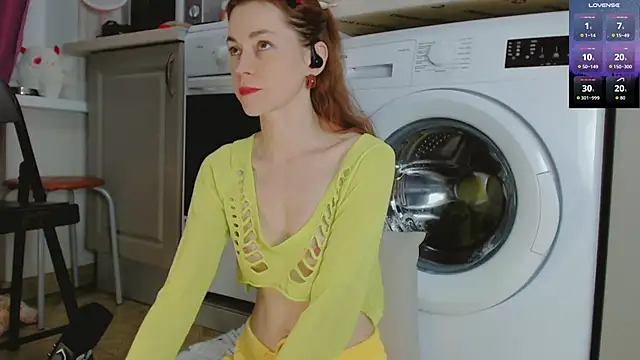 Amina Barbarian online show from 09-29-25, 04:56