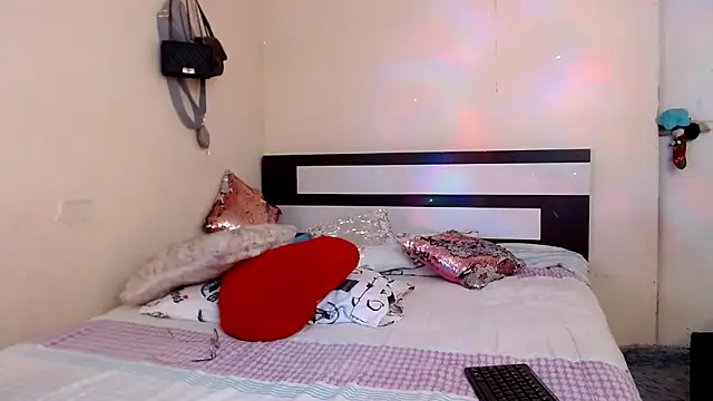 Snapshot of chika_hellar chatting on 03-03-26, 08:48 chika hellar online show from 03-03-26, 08:48