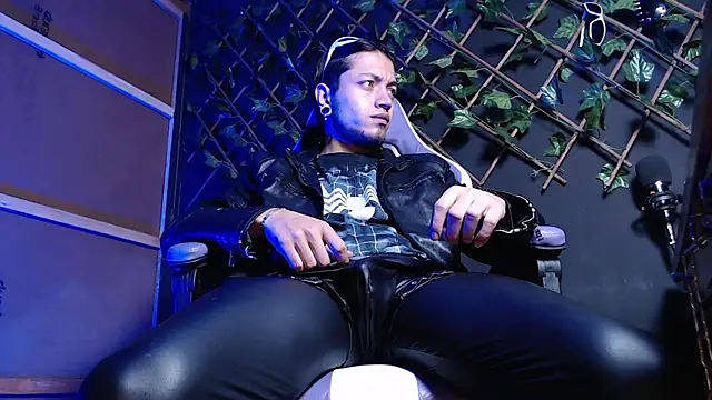 Dicaprioo  online show from 12-23-25, 07:50