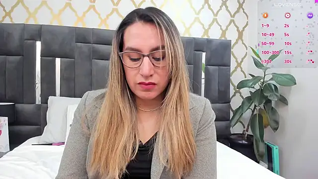 RubbyTaylor online show from 06-17-26, 02:40