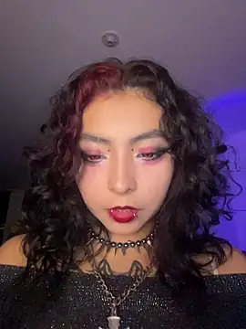 Snapshot of _Gothiccbitch_ chatting on 03-03-26, 06:52 Gothiccbitch online show from 03-03-26, 06:52