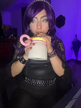 Snapshot of _Gothiccbitch_ chatting on 03-28-26, 04:56 Gothiccbitch online show from 03-28-26, 04:56