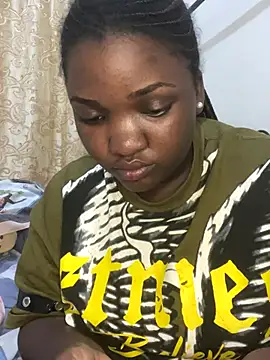 Snapshot of sweet18creamybigpussy chatting on 10-22-25, 05:34 sweet18creamybigpussy online show from 10-22-25, 05:34