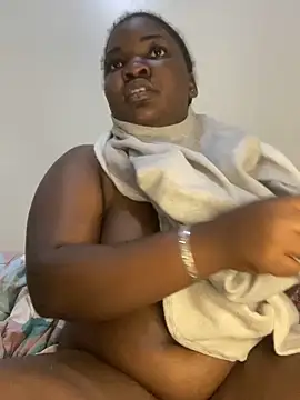 Snapshot of sweet18creamybigpussy chatting on 10-29-25, 09:27 sweet18creamybigpussy online show from 10-29-25, 09:27