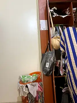 sweet18creamybigpussy online show from 11-30-25, 05:39