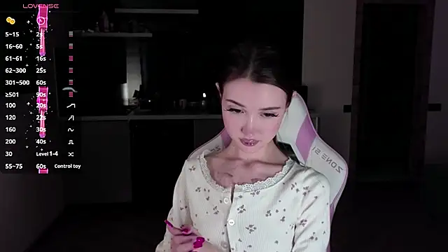 sweetiebones online show from 02-25-25, 02:54