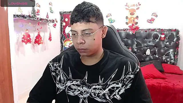 Wiiliam 20 online show from 12-22-24, 01:11