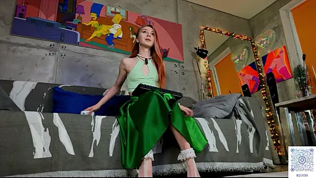 Snapshot of izi-fox chatting on 03-17-26, 04:10 izi-fox online show from 03-17-26, 04:10