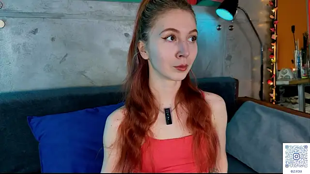 Snapshot of izi-fox chatting on 03-24-26, 04:12 izi-fox online show from 03-24-26, 04:12