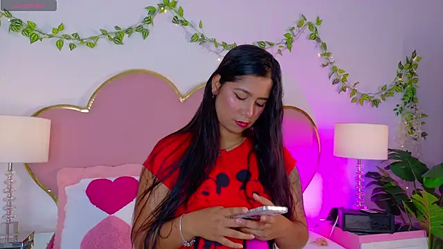 EmmaCrush online show from 12-20-25, 09:11