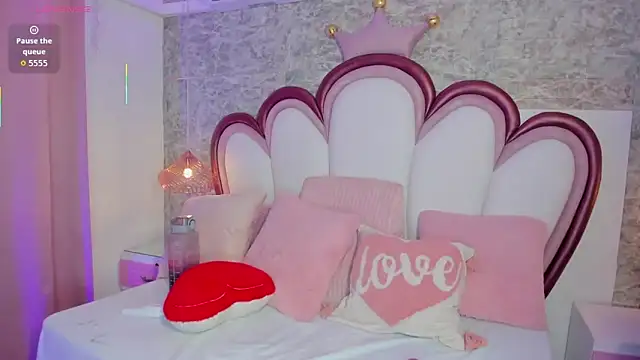 EmmaCrush online show from 03-26-26, 08:25