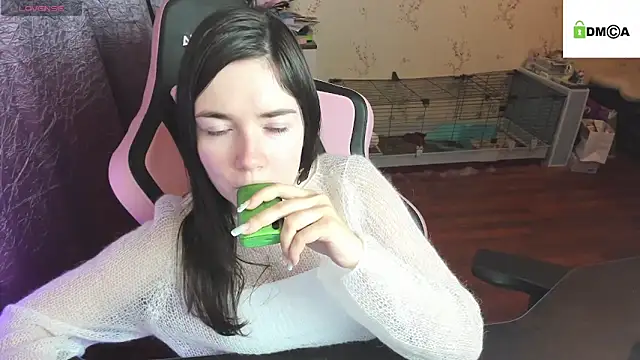 Crazy forest fairy online show from 10-23-25, 03:55