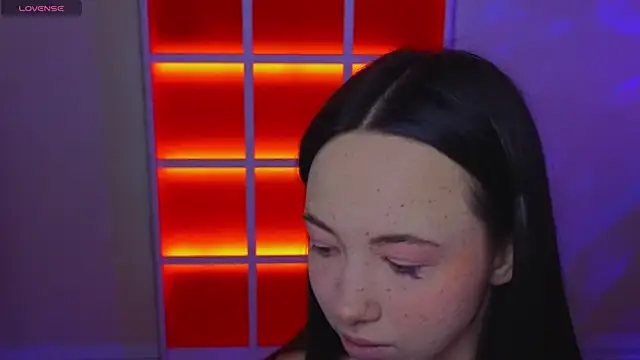 Hayle Hill online show from 11-05-25, 02:33