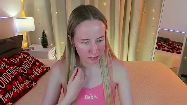 Cassie Kelman online show from 12-16-24, 03:19