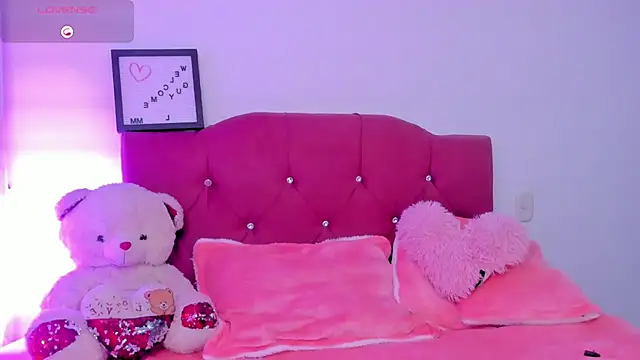 LucianaTomson online show from 01-05-26, 10:57