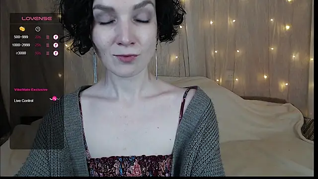 TinaWince online show from 01-17-25, 08:13