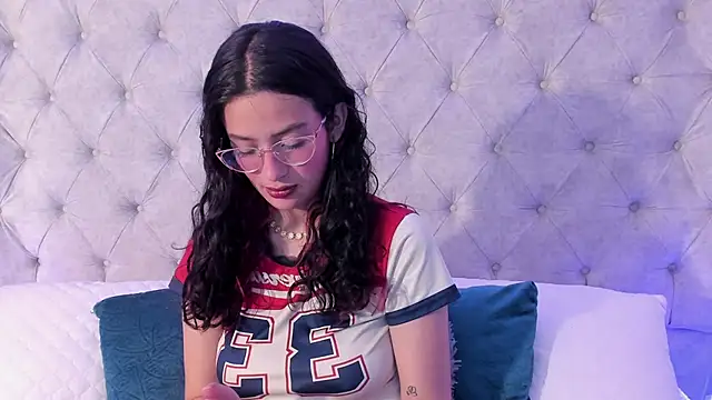 dafne bss online show from 02-15-26, 05:04