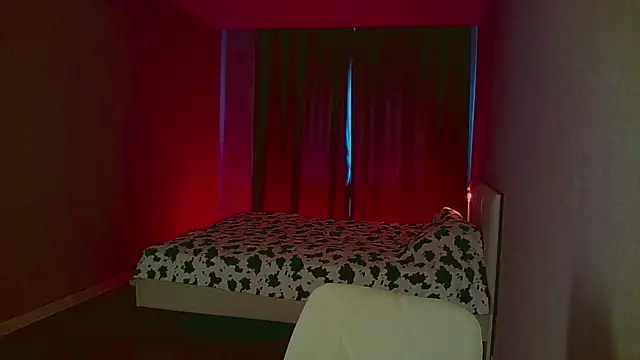 mia raspberrie online show from 03-16-25, 04:30